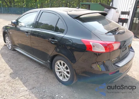 2011 Mitsubishi Lancer Sportback Es z USA, uszkodzony, nr VIN JA32X2HU5BU016129